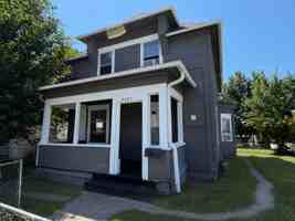 featured image of 2523 Jones St
