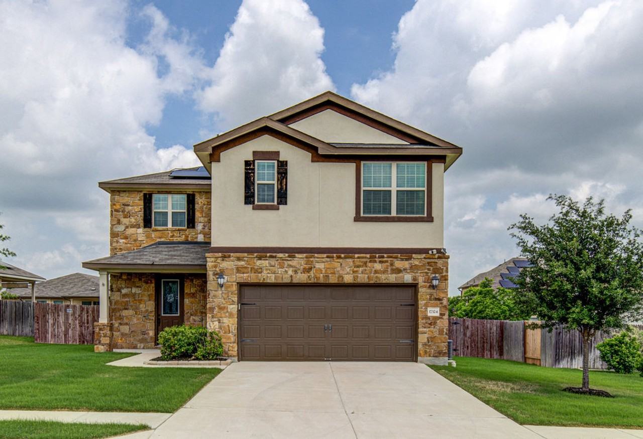 17324 Brittle Ln - Photo 2 of 27