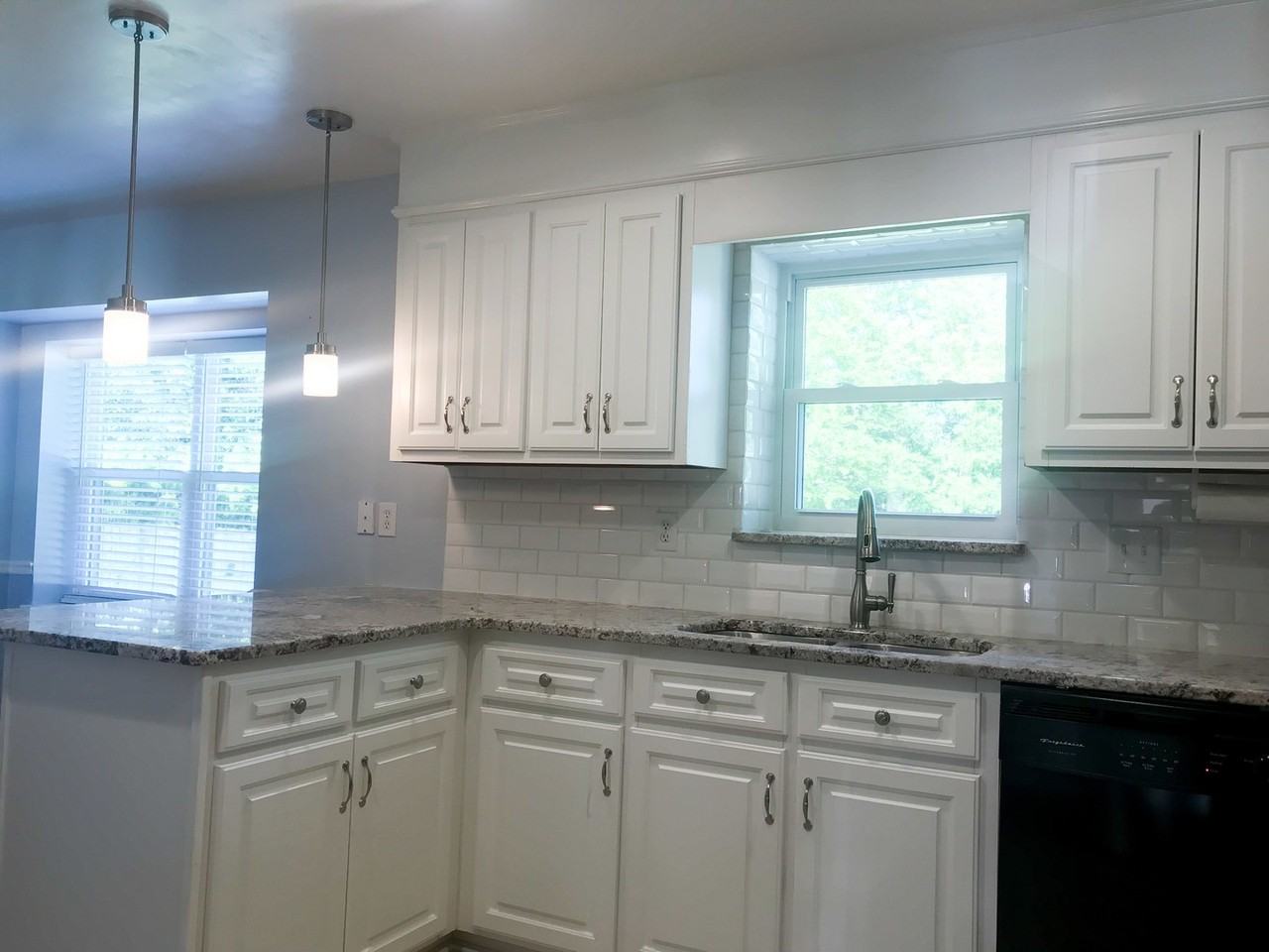 2916 Norwood Dr - Photo 5 of 21