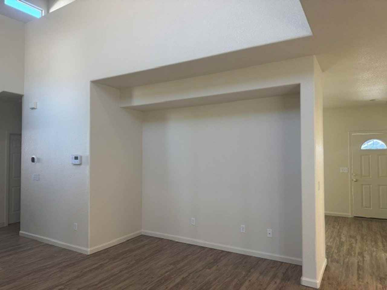 207 Harkin Cir - Photo 5 of 18