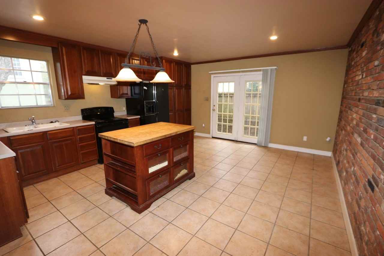 575 S Goodlett St - Photo 5 of 13