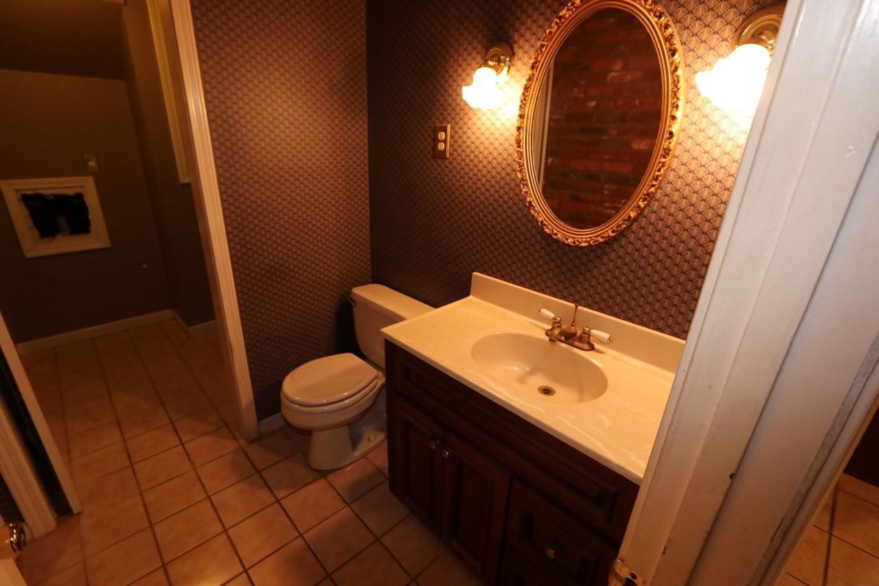 575 S Goodlett St - Photo 6 of 13
