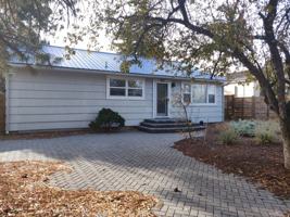 featured image of 465 Ne Irving Ave #A