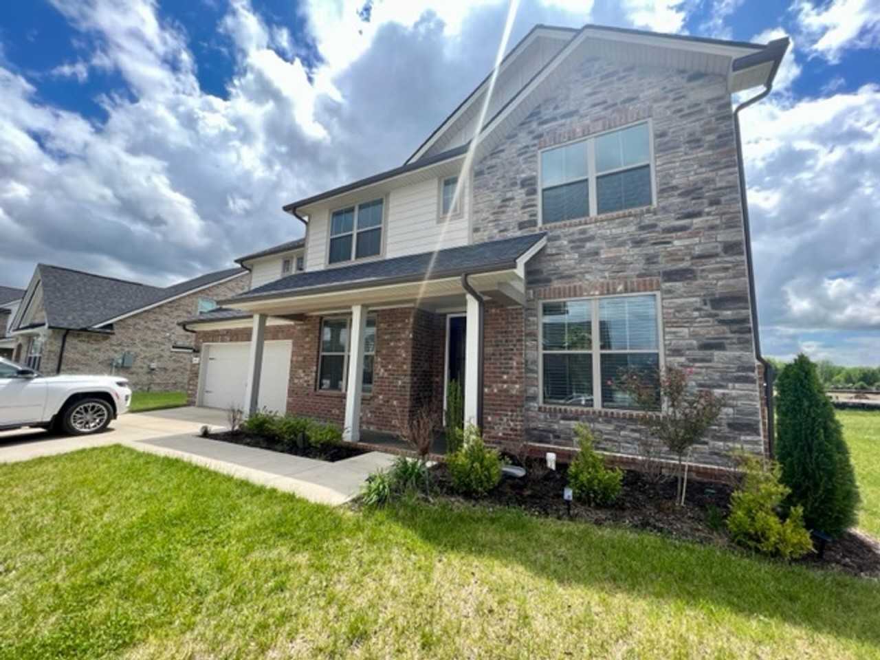 2403 Blue Heron Dr - Photo 2 of 38