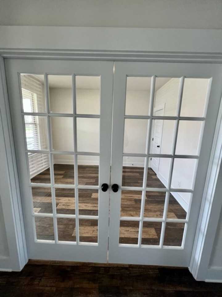 2403 Blue Heron Dr - Photo 4 of 38