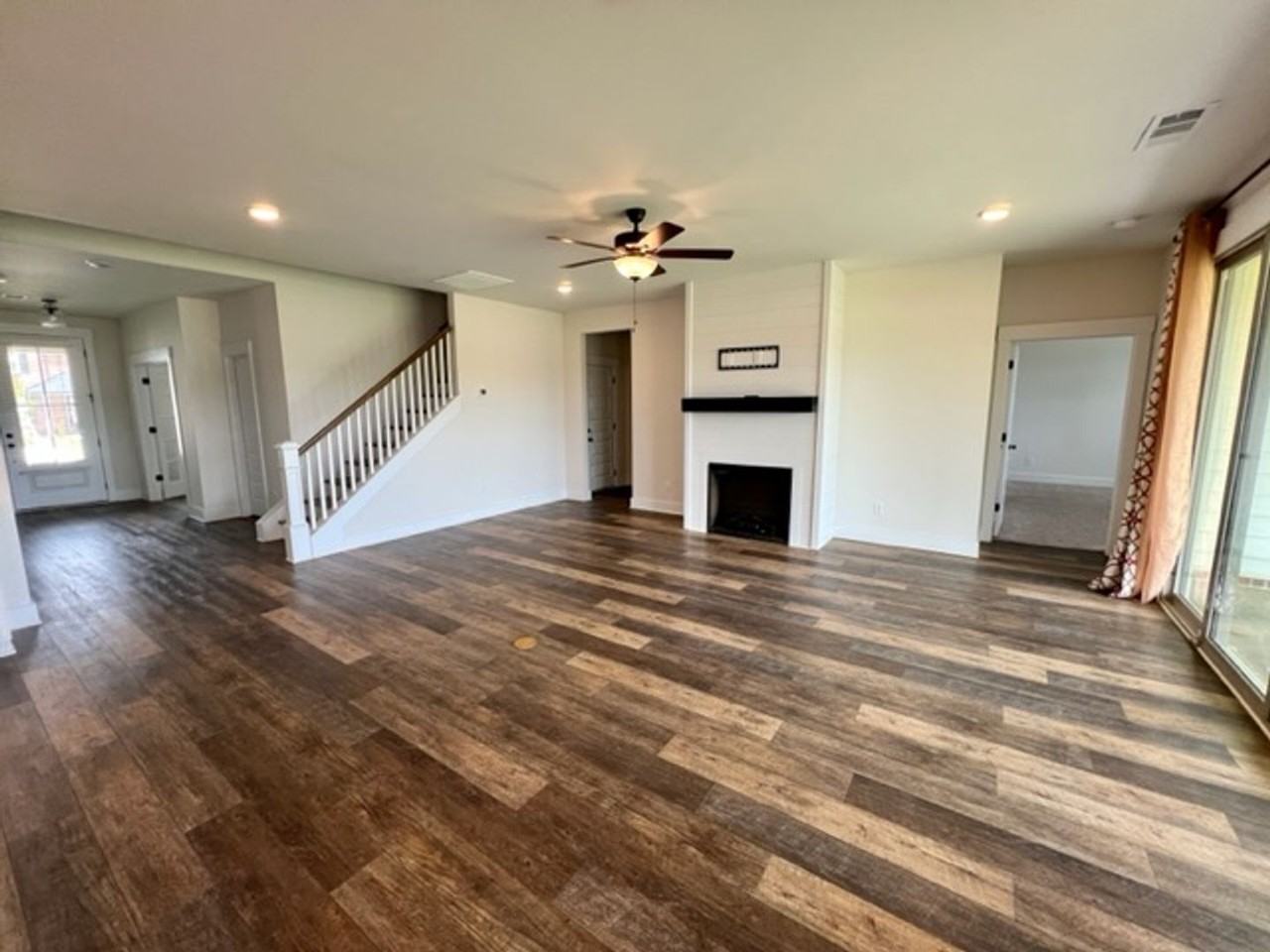 2403 Blue Heron Dr - Photo 7 of 38