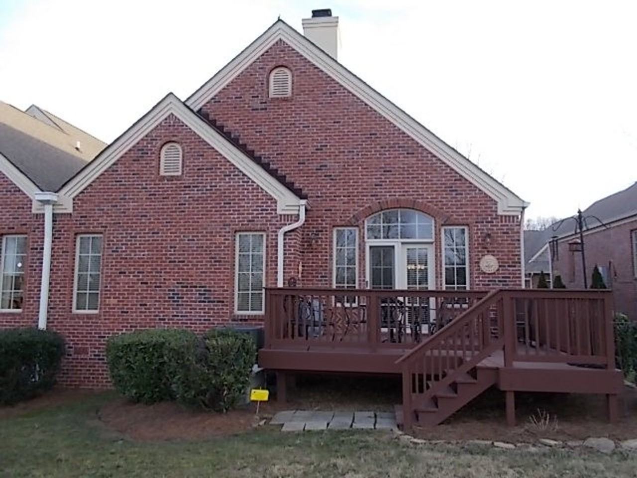 136 Nickolas Cir - Photo 2 of 2