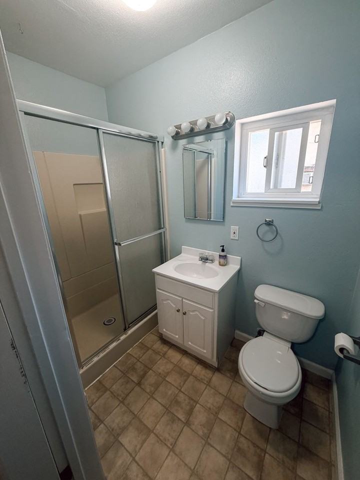 2164 7th St - Photo 4 of 11