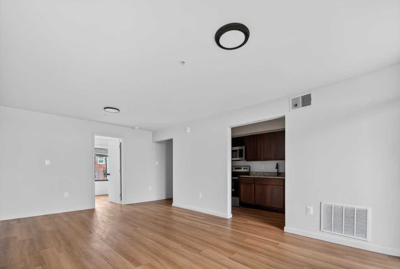 851 Yuma St Se ##Se - Photo 5 of 15