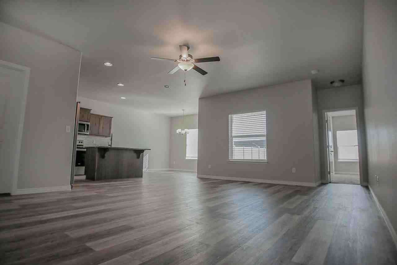 735 Shadowleaf Ave - Photo 4 of 28