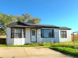 featured image of 2602 Amherst St