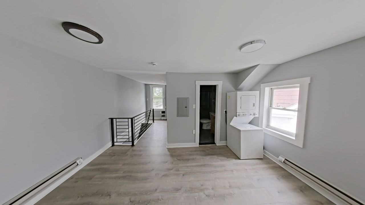 4840 E Roosevelt Blvd - Photo 3 of 4