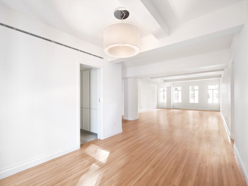 737 Park Ave #9A