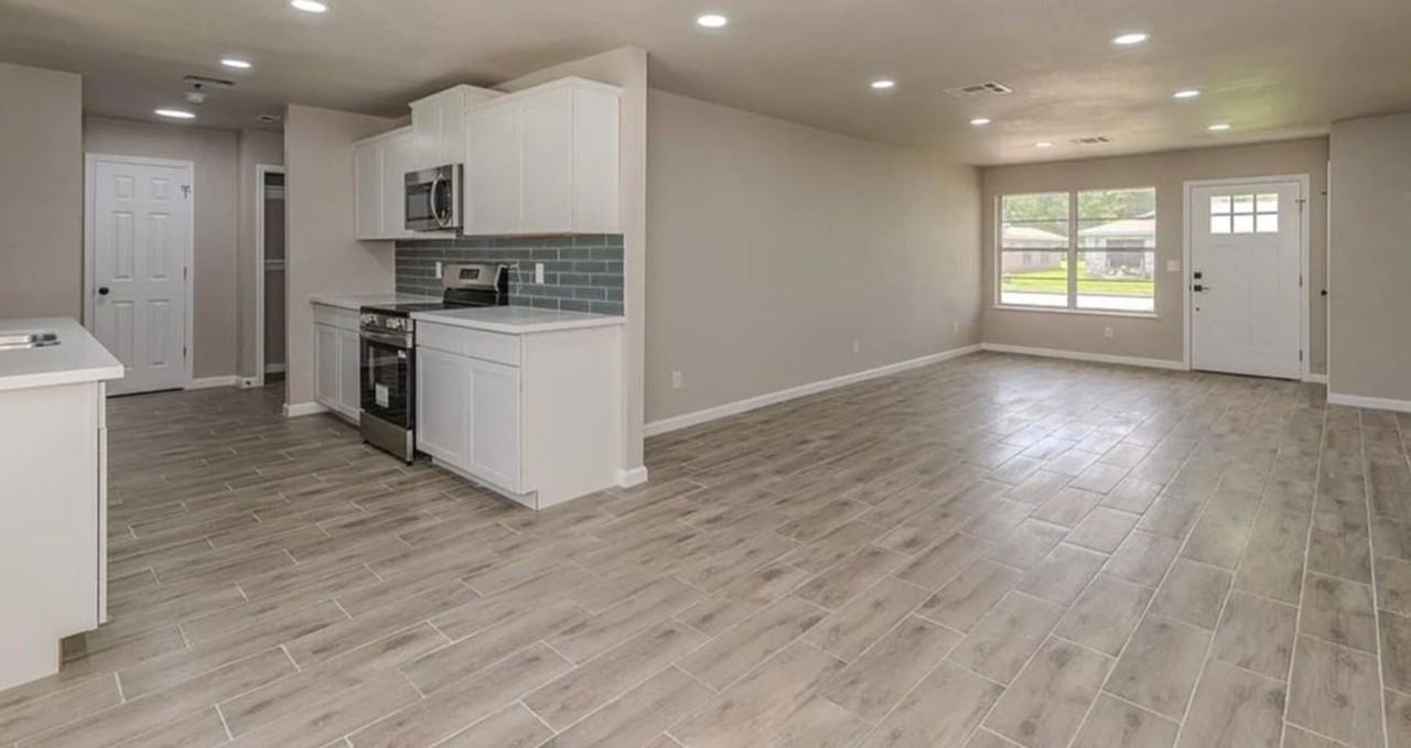 3828 3828 Anderson Villa - 3828 Anderson Villa - Photo 3 of 12