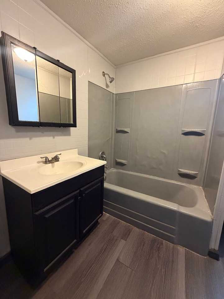 1816 Central Ave - Photo 6 of 7