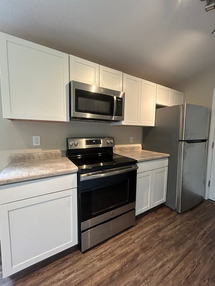 4536 Walter Ave - Photo 7 of 15