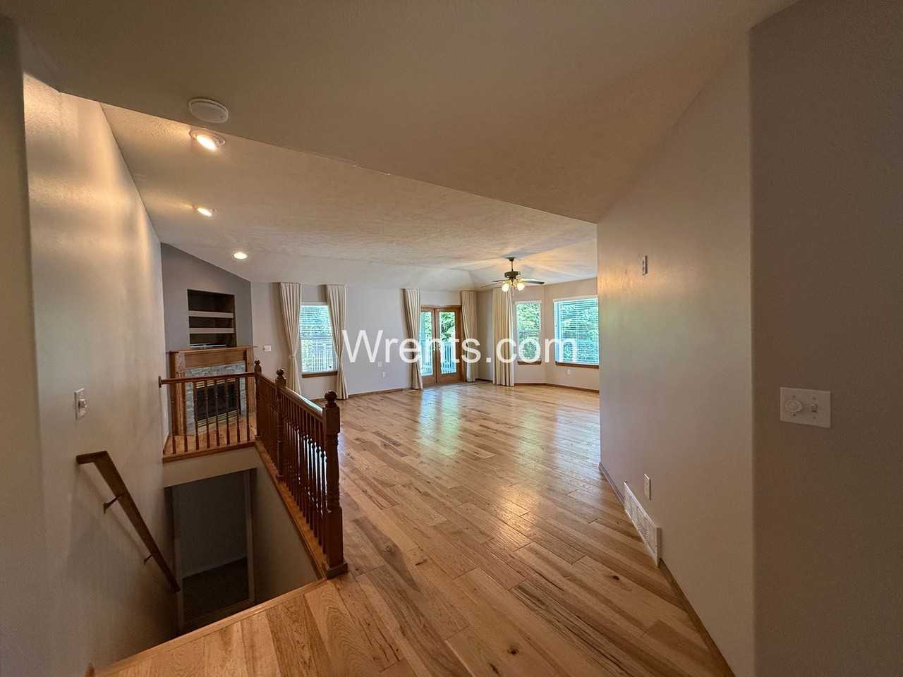 11709 N Kathy Ln - Photo 5 of 25