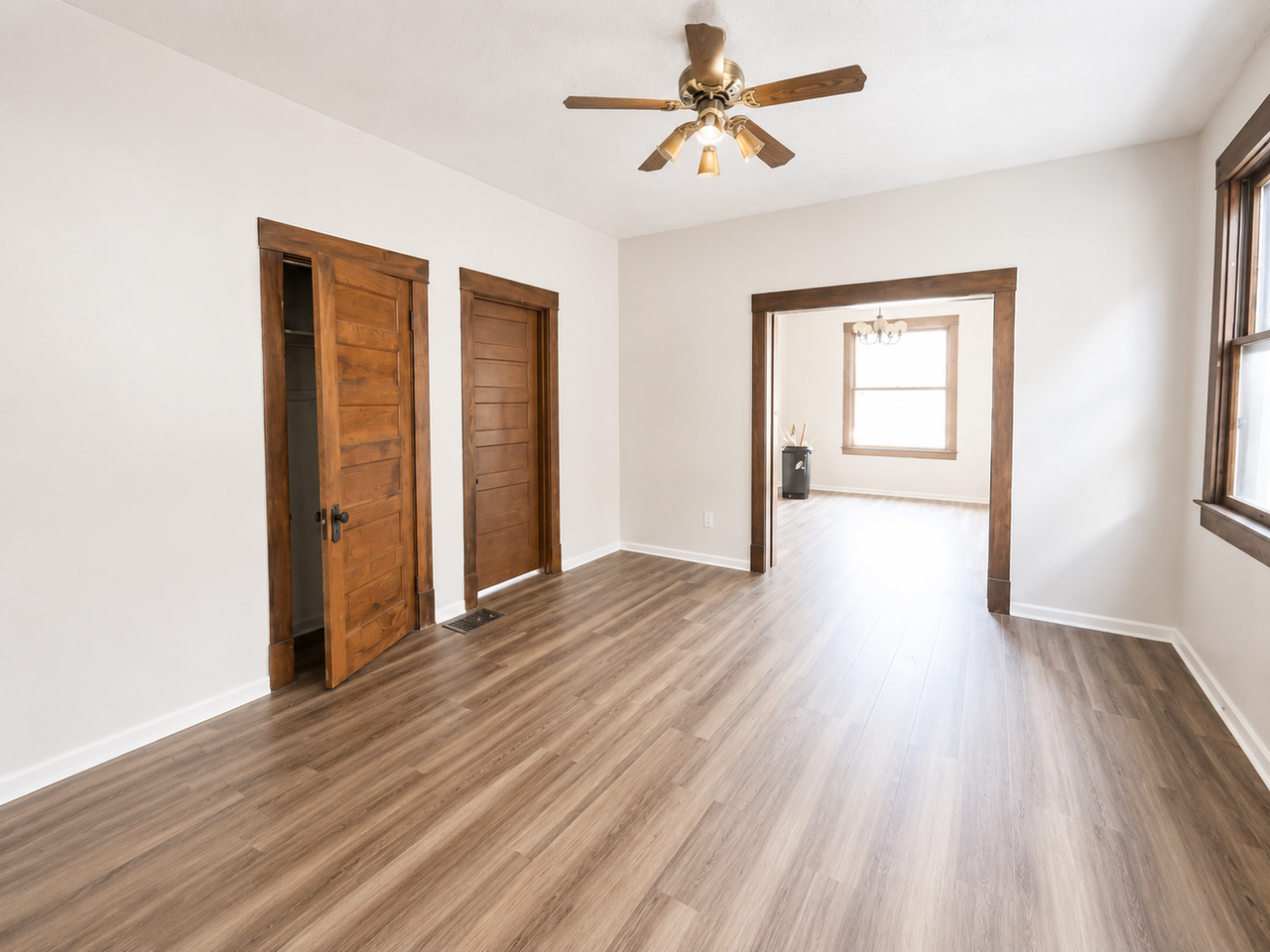 2327 W Main St - Photo 3 of 4