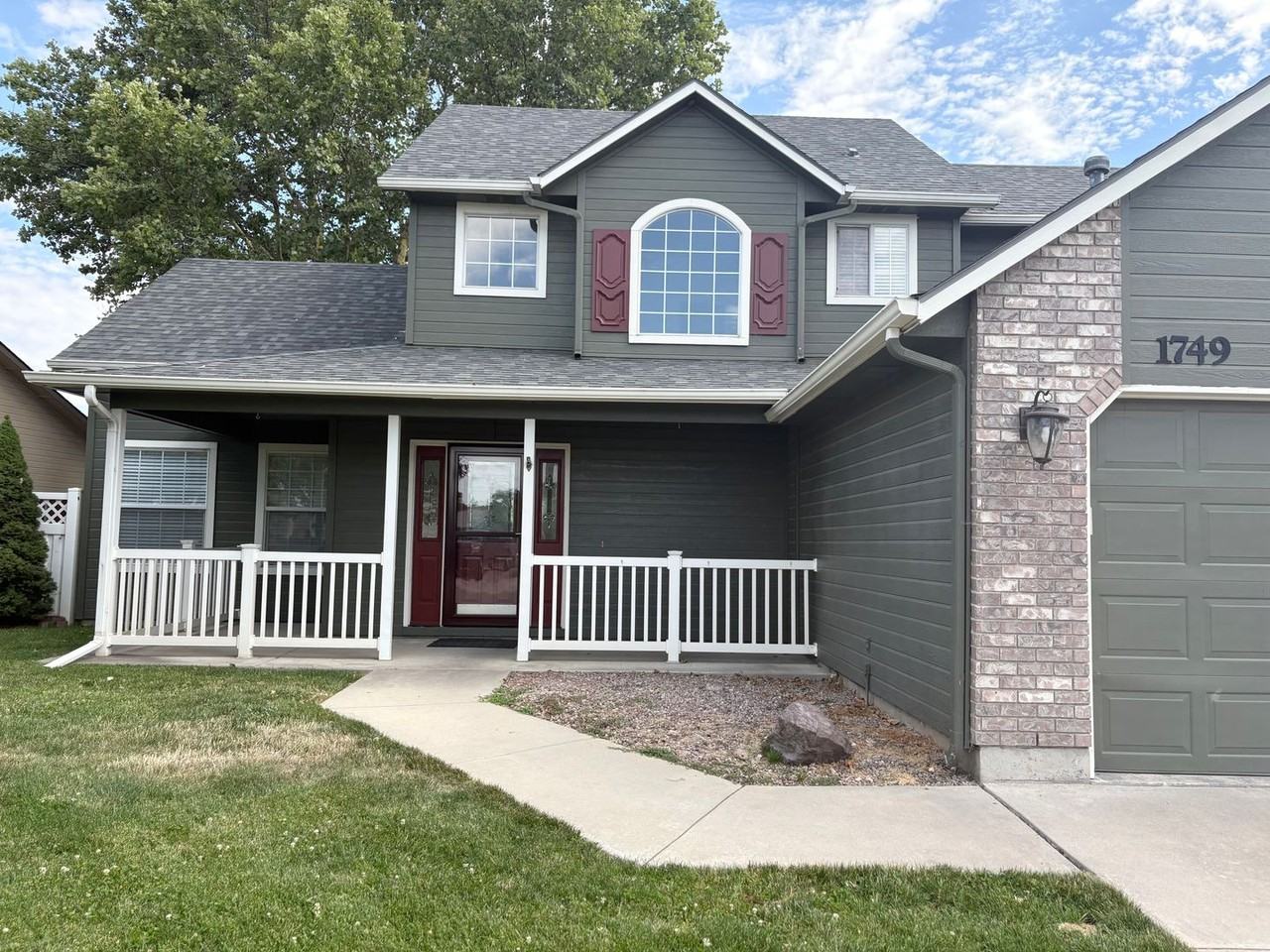 1749 W Greenhead Dr - Photo 3 of 33