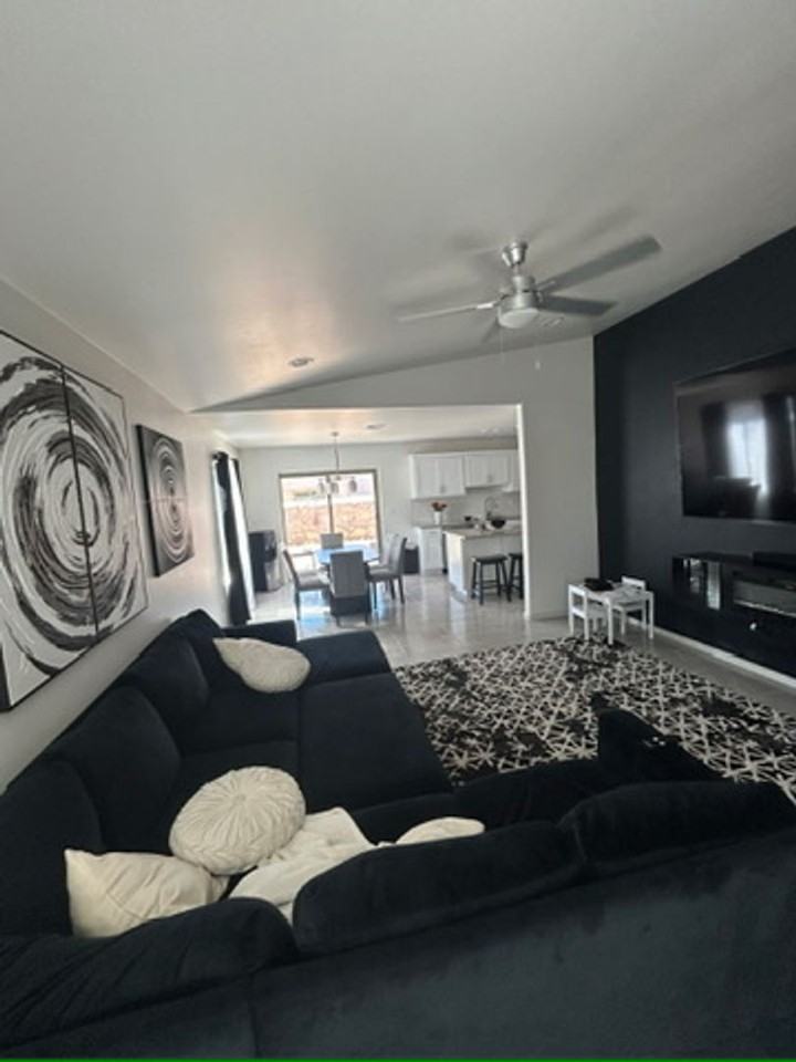 12429 Polo Norte Dr - Photo 2 of 9
