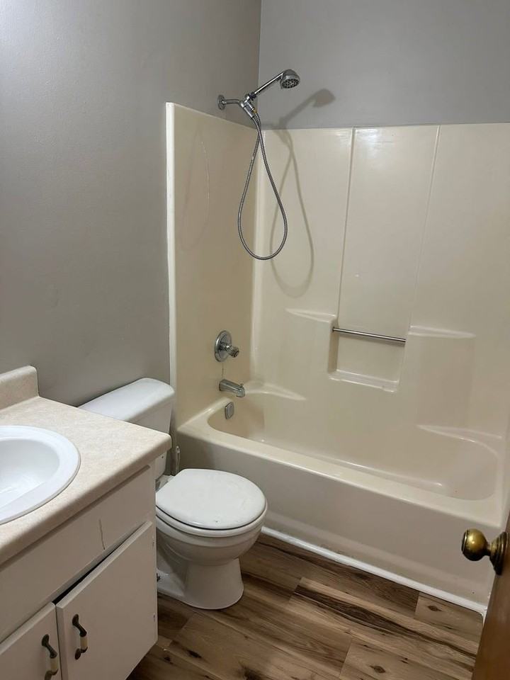 408 Dora St - Photo 6 of 14