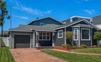 2611 Alvord Ln - Photo 1 of 1