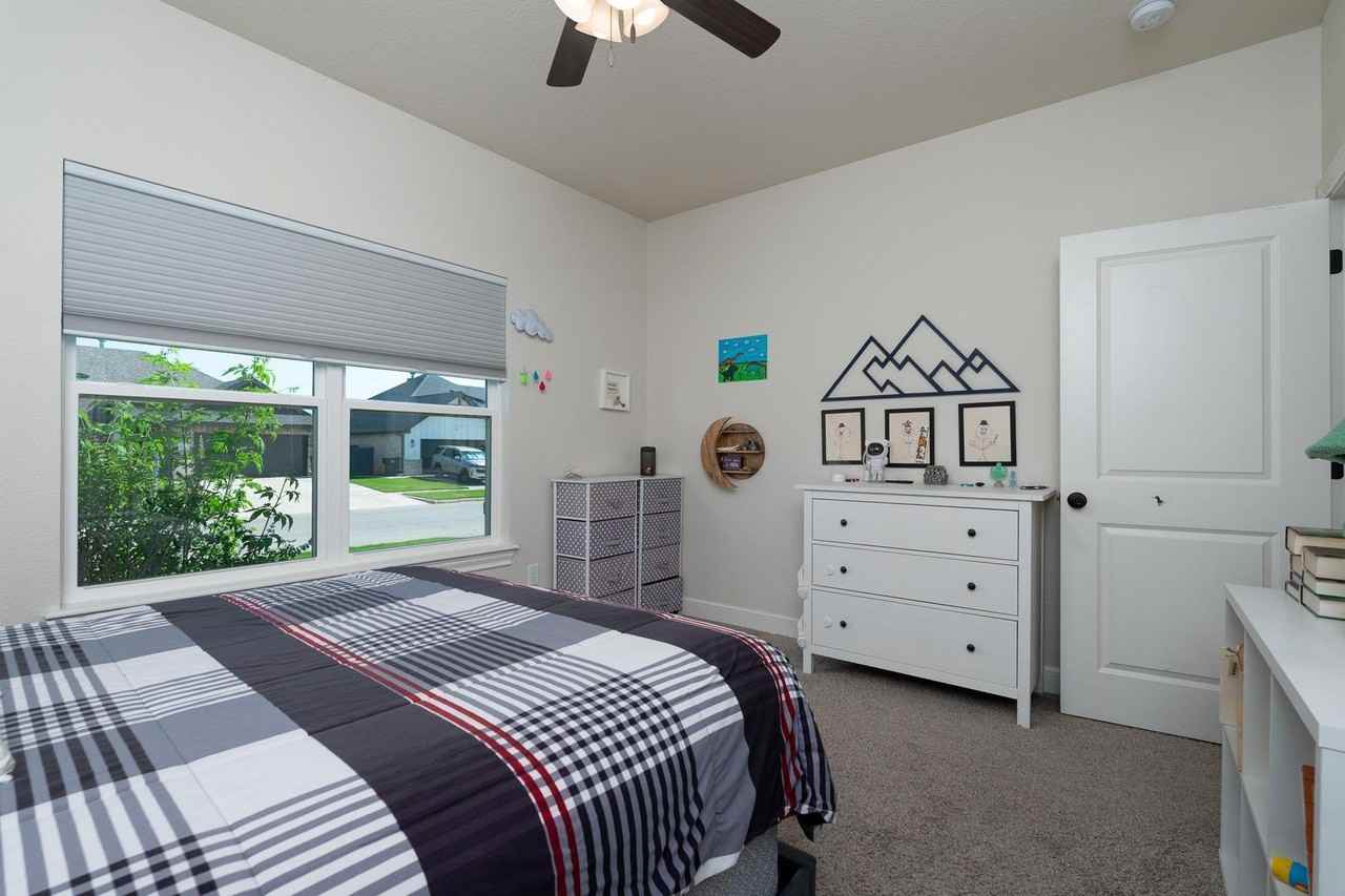 358 Blue Lake Dr - Photo 6 of 50