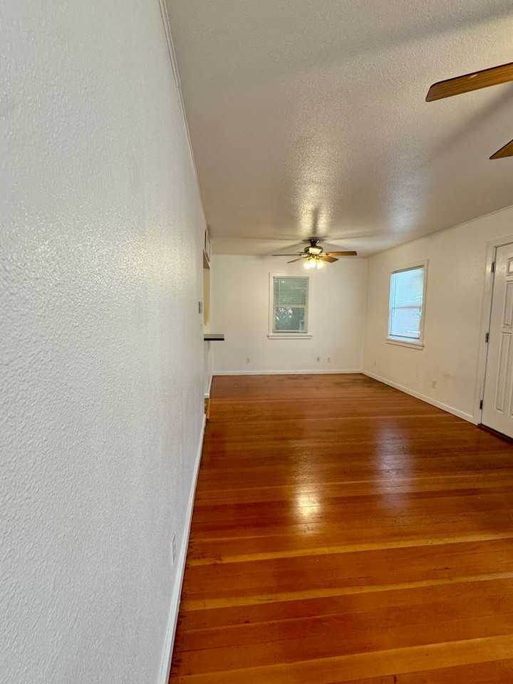 344 Loleta Dr - Photo 4 of 12