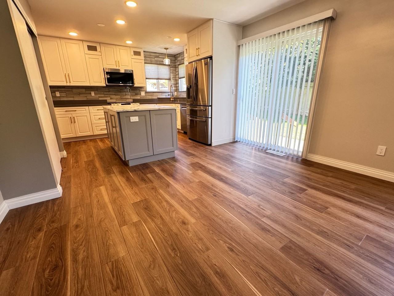1108 Maddox Creek Ln - Photo 6 of 31