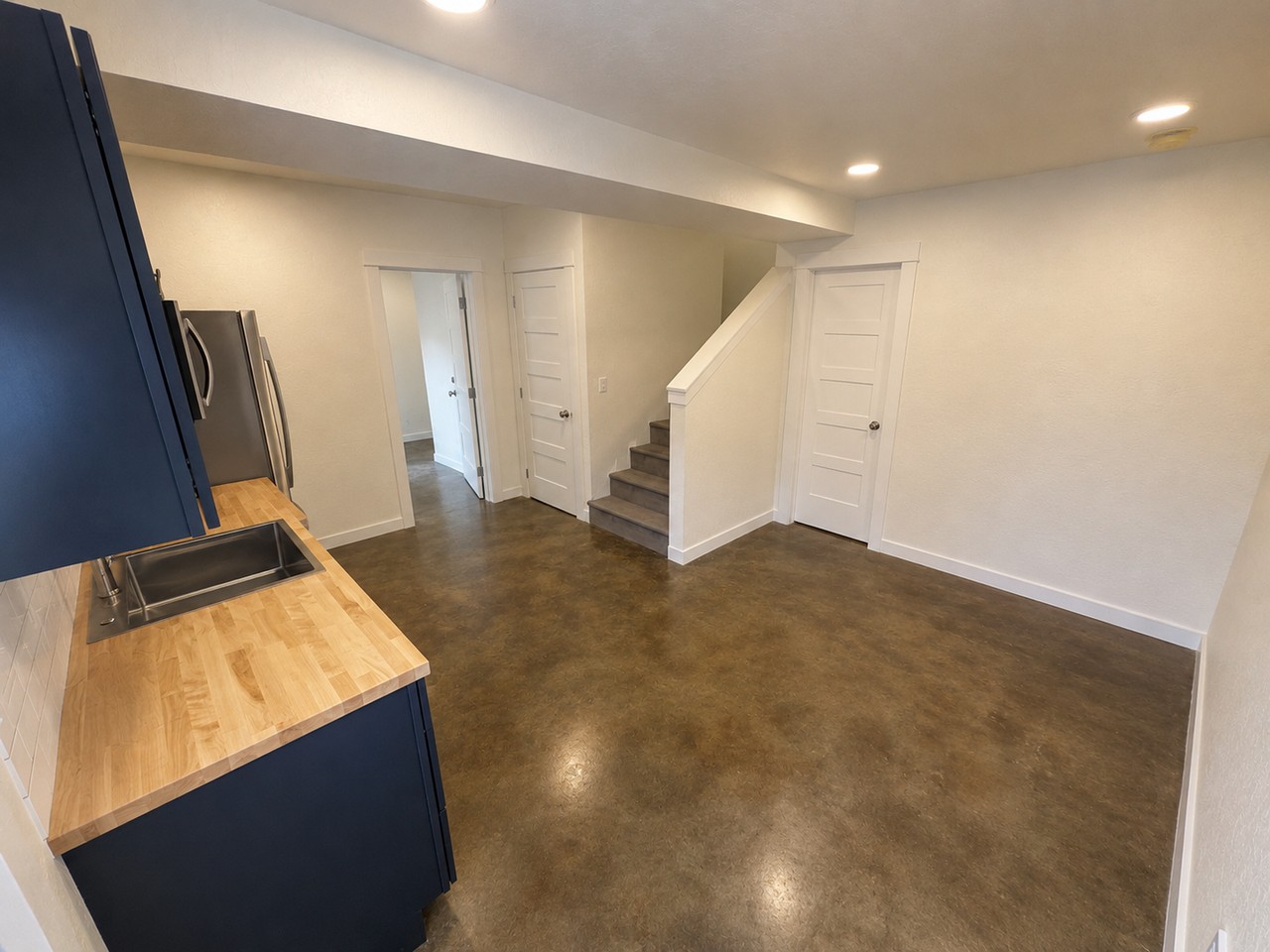 434 8th St. - Photo 2 of 9