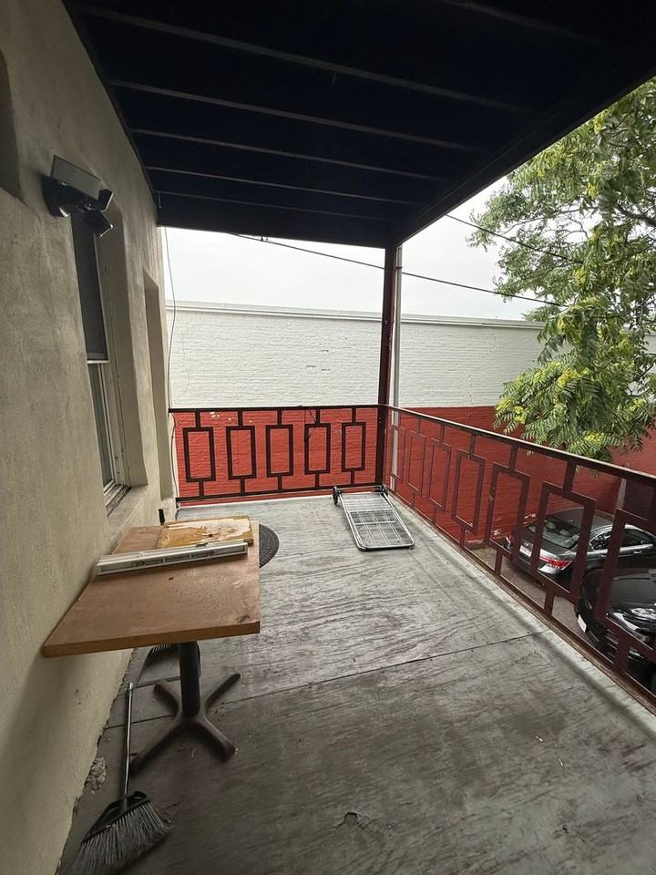 189 Cambridge St - Photo 3 of 9