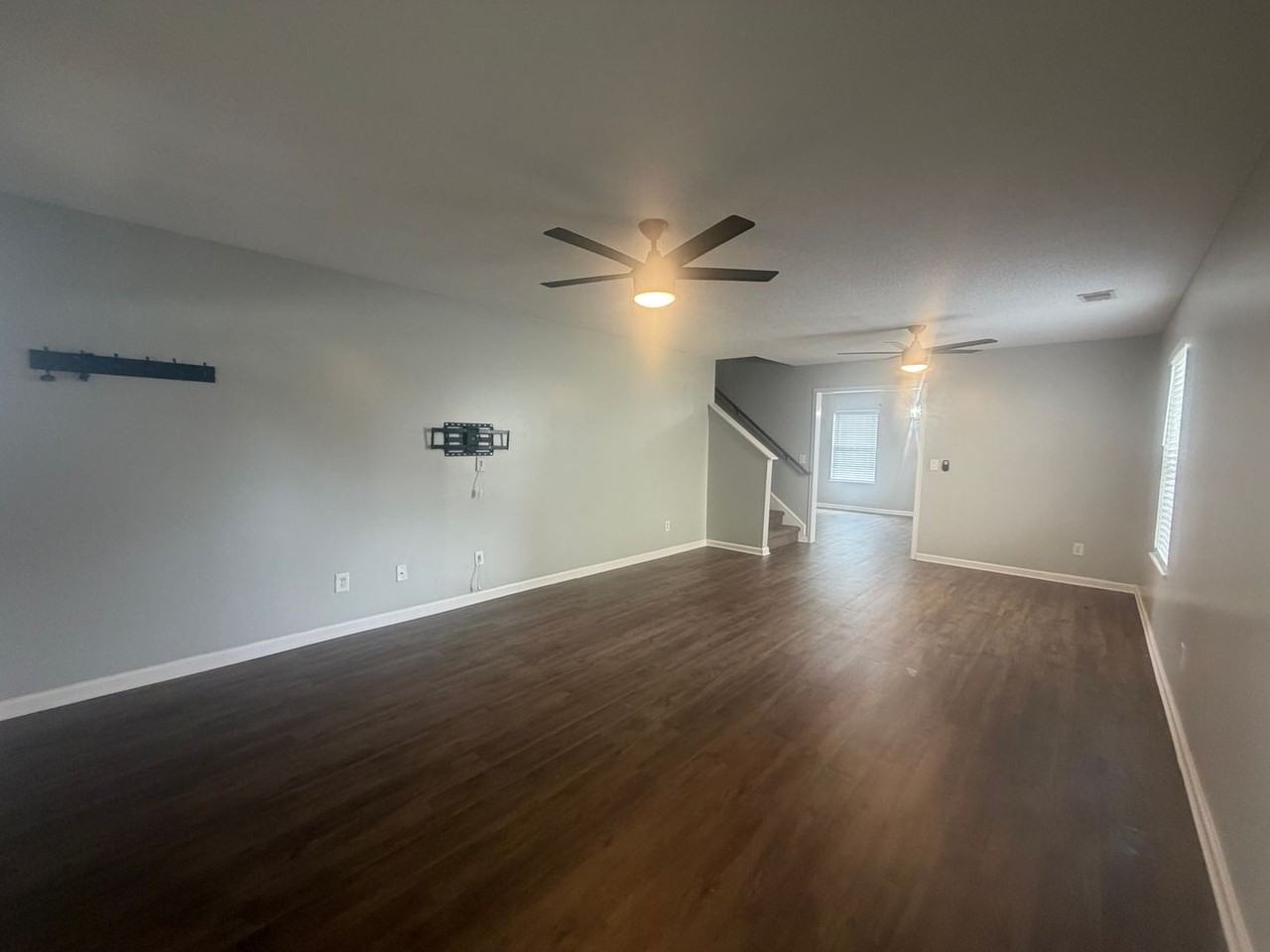 1755 Polaris Dr - Photo 4 of 50