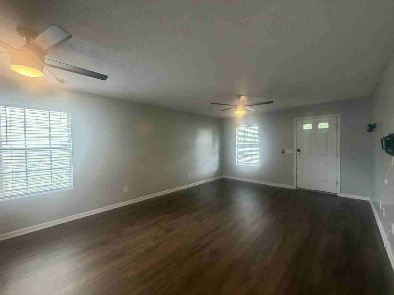 1755 Polaris Dr - Photo 7 of 50