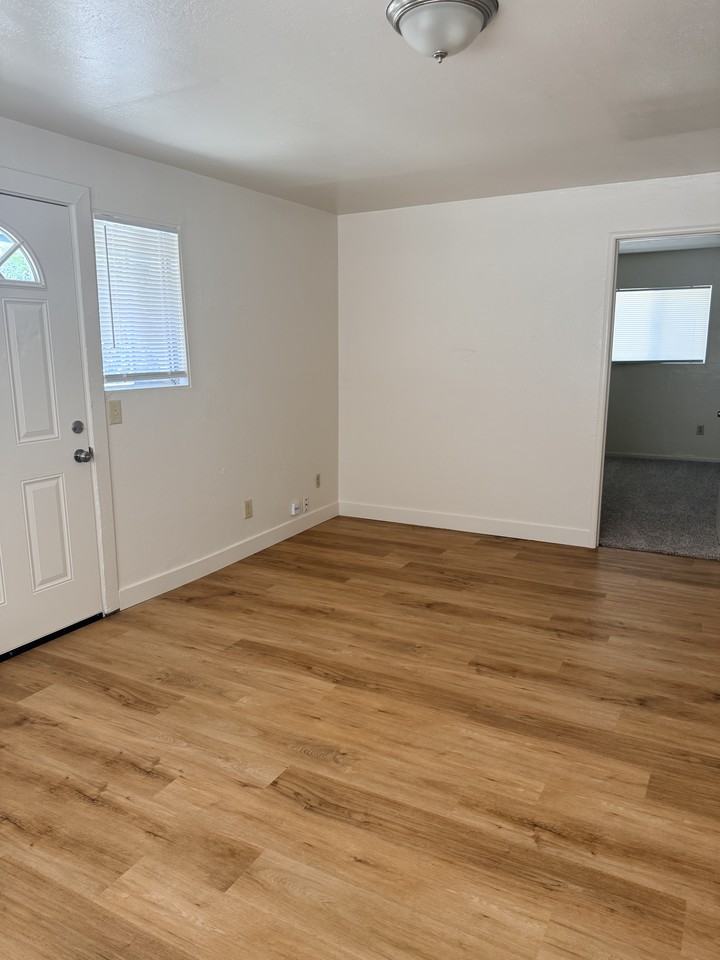 855 E 7th Ave #NA - Photo 2 of 18