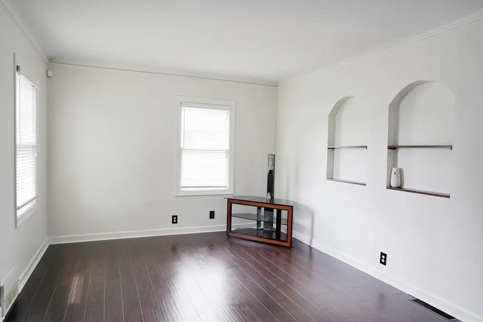 1708 69th Ave N #NA - Photo 6 of 15
