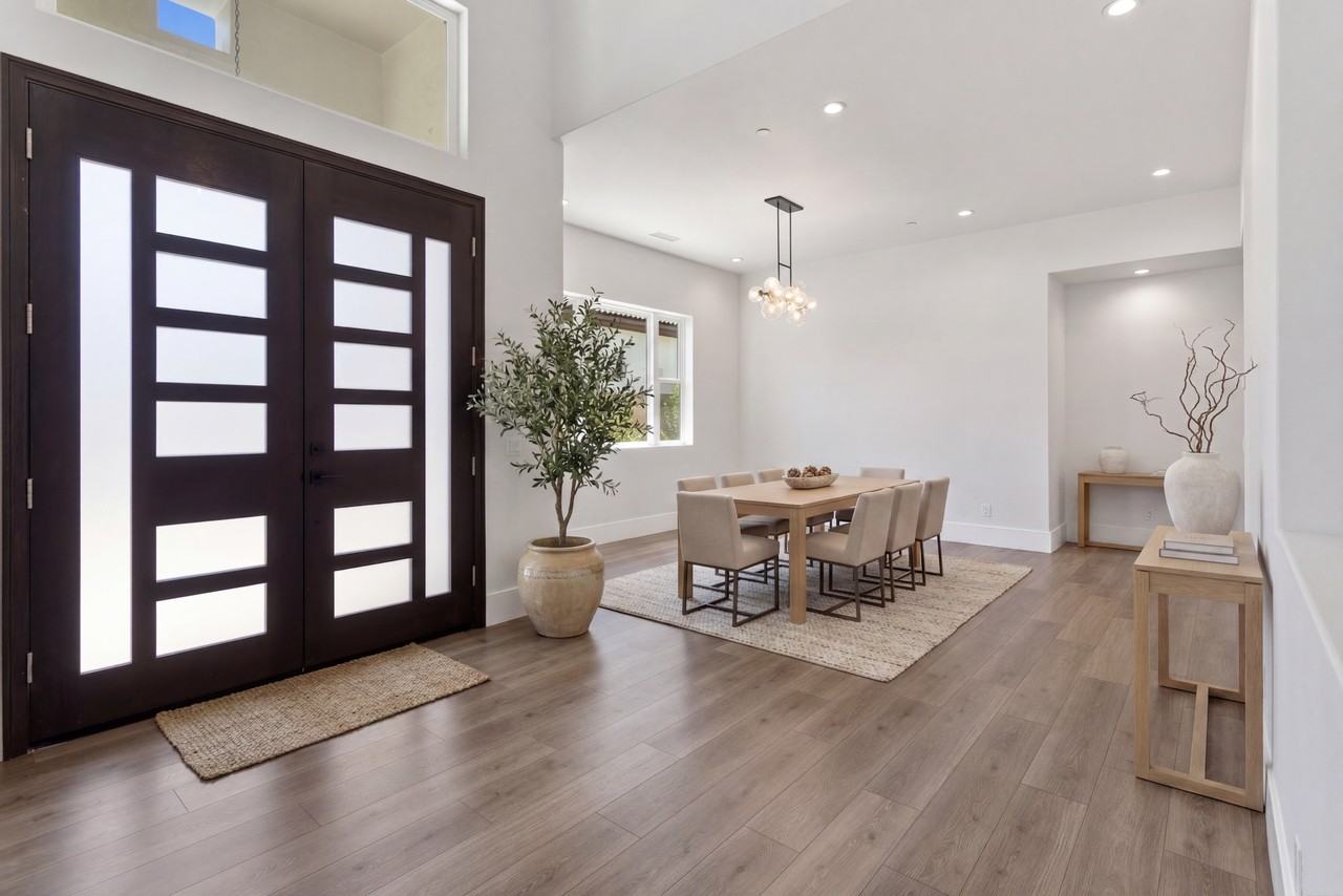 327 Toyon Ct #NA - Photo 7 of 12