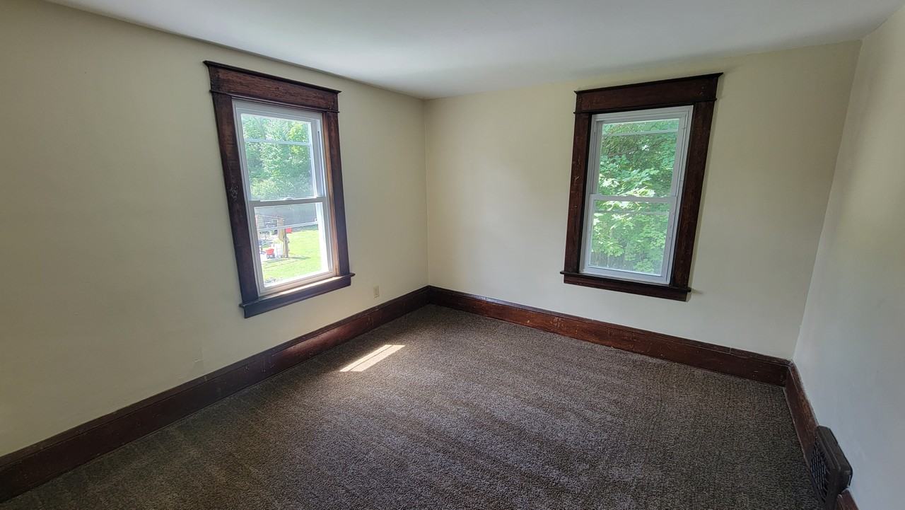 1133 5th Ave #NA - Photo 7 of 9