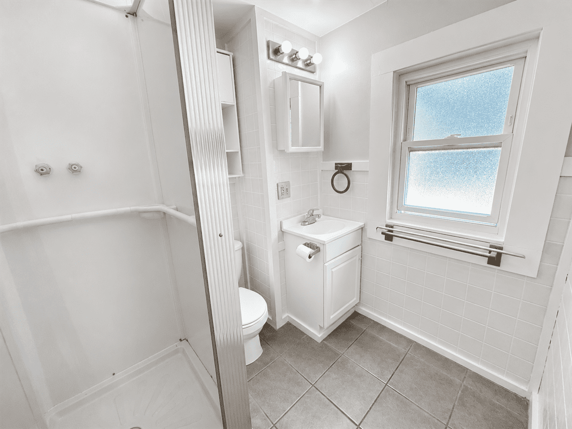 604 Homewild Ave #2 - Photo 6 of 13