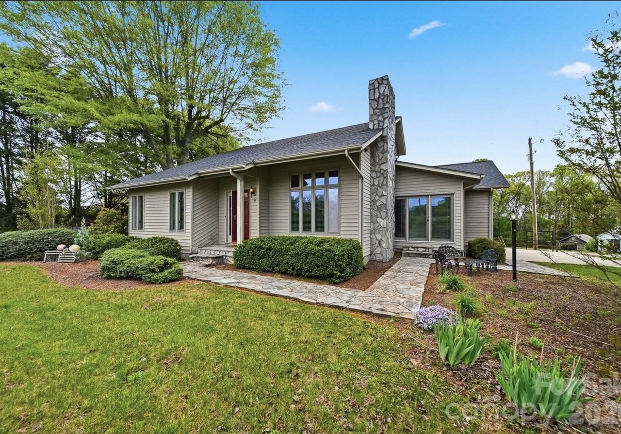 160 Reese Loop #NA - Photo 2 of 17