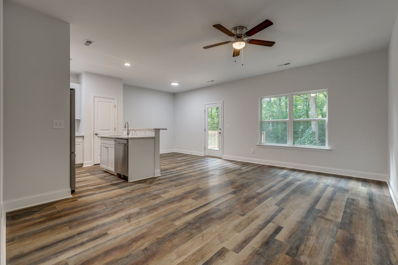 503 Winsor St #NA - Photo 4 of 23