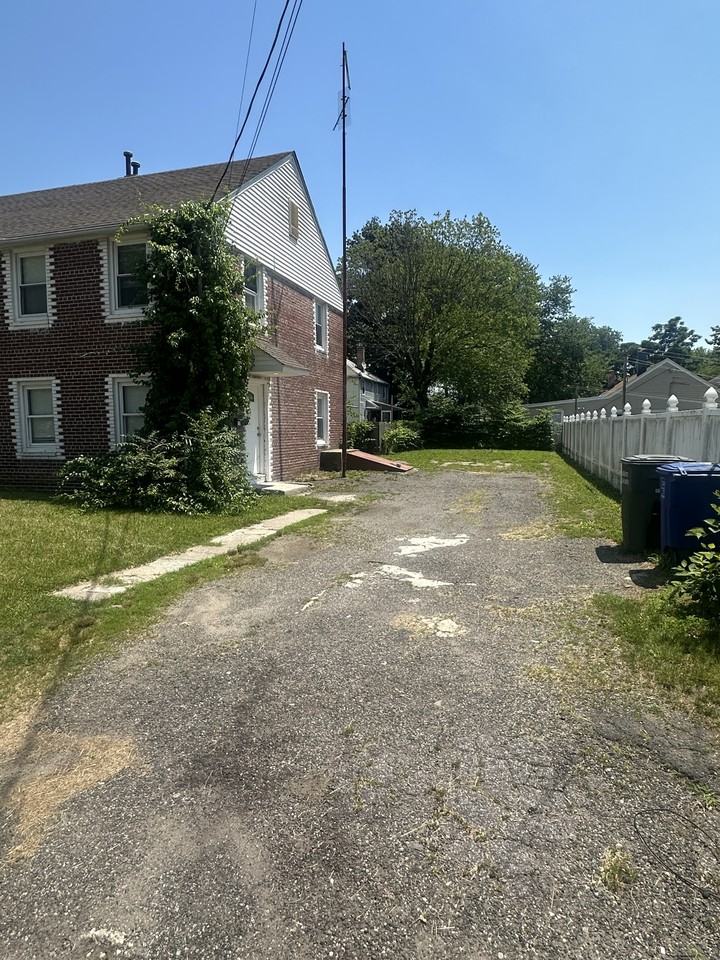 216220 Pearl Harbor St #NA - Photo 4 of 10