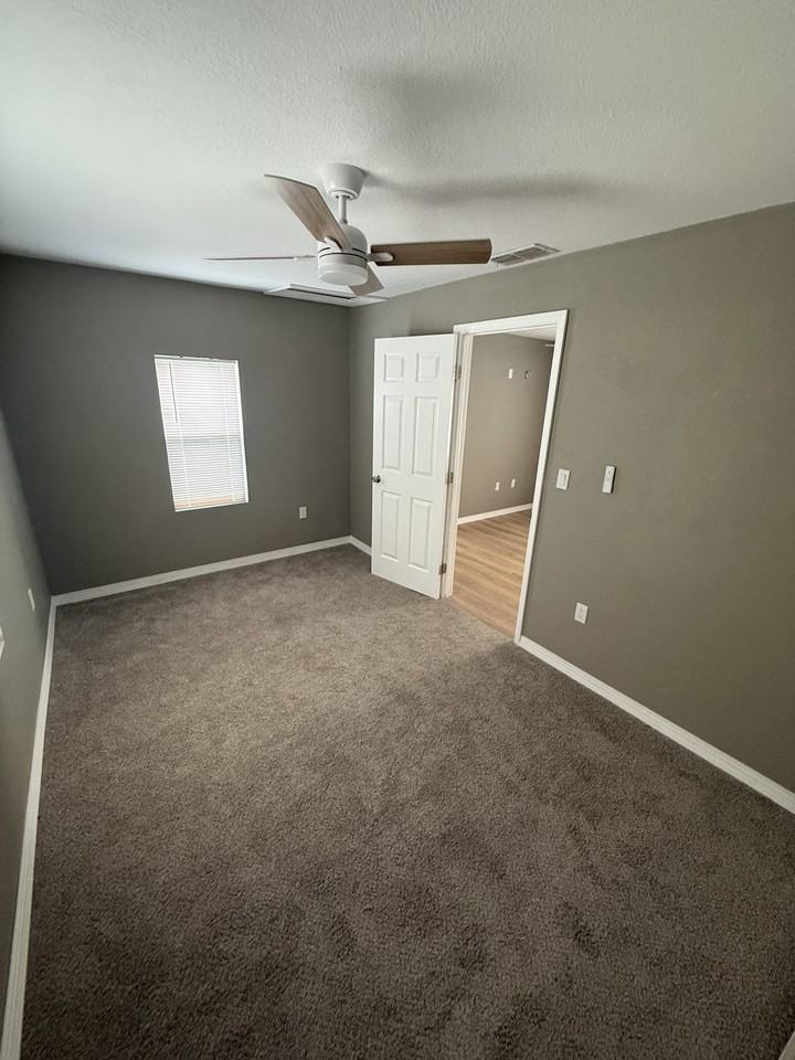 680 E Grapefruit Ave #NA - Photo 5 of 11