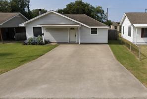 featured image of 2234 2nd St #NA