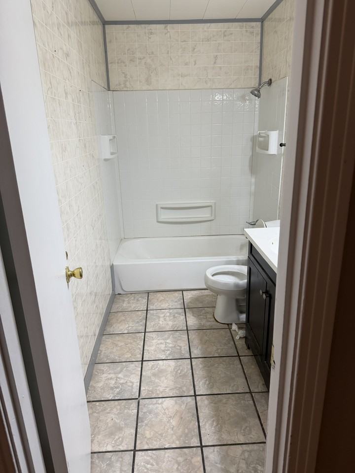 2234 2nd St #NA - Photo 3 of 7