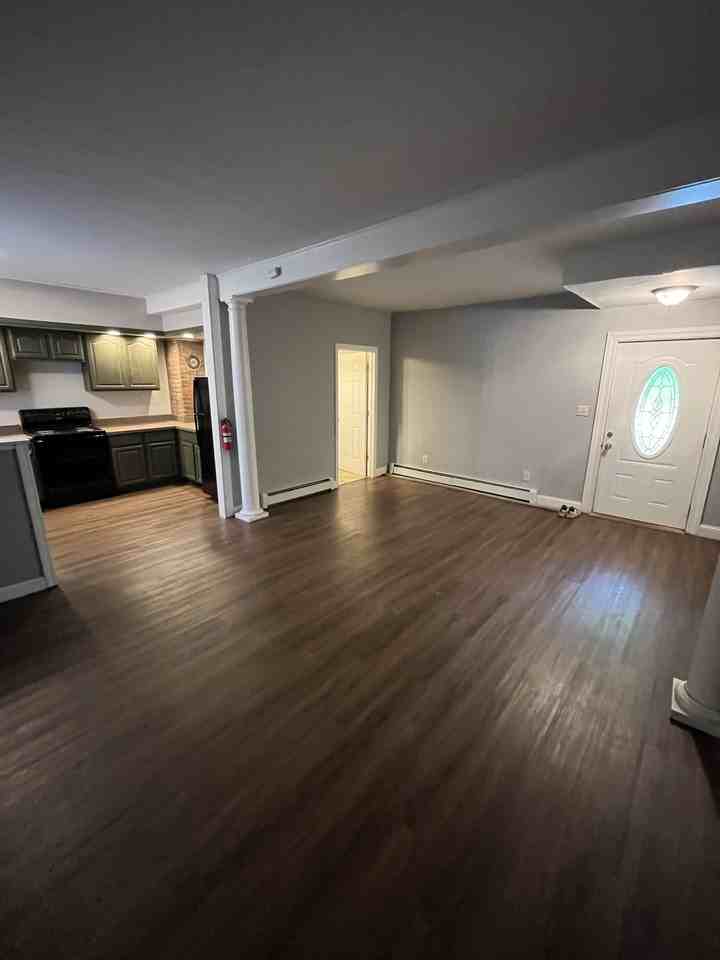 26 Summer St - Photo 5 of 21