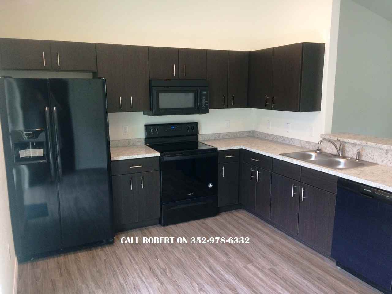 4100 Holly Hl #NA - Photo 6 of 18