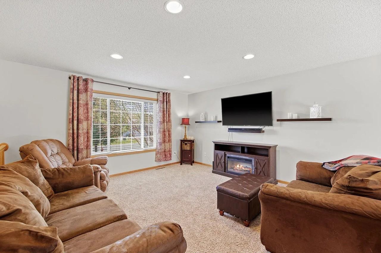 715 Black Forest Rd #NA - Photo 4 of 10