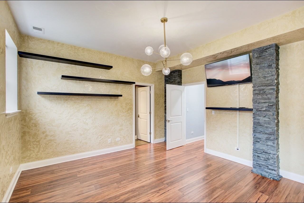 2057 W Fargo Ave #1 - Photo 5 of 20