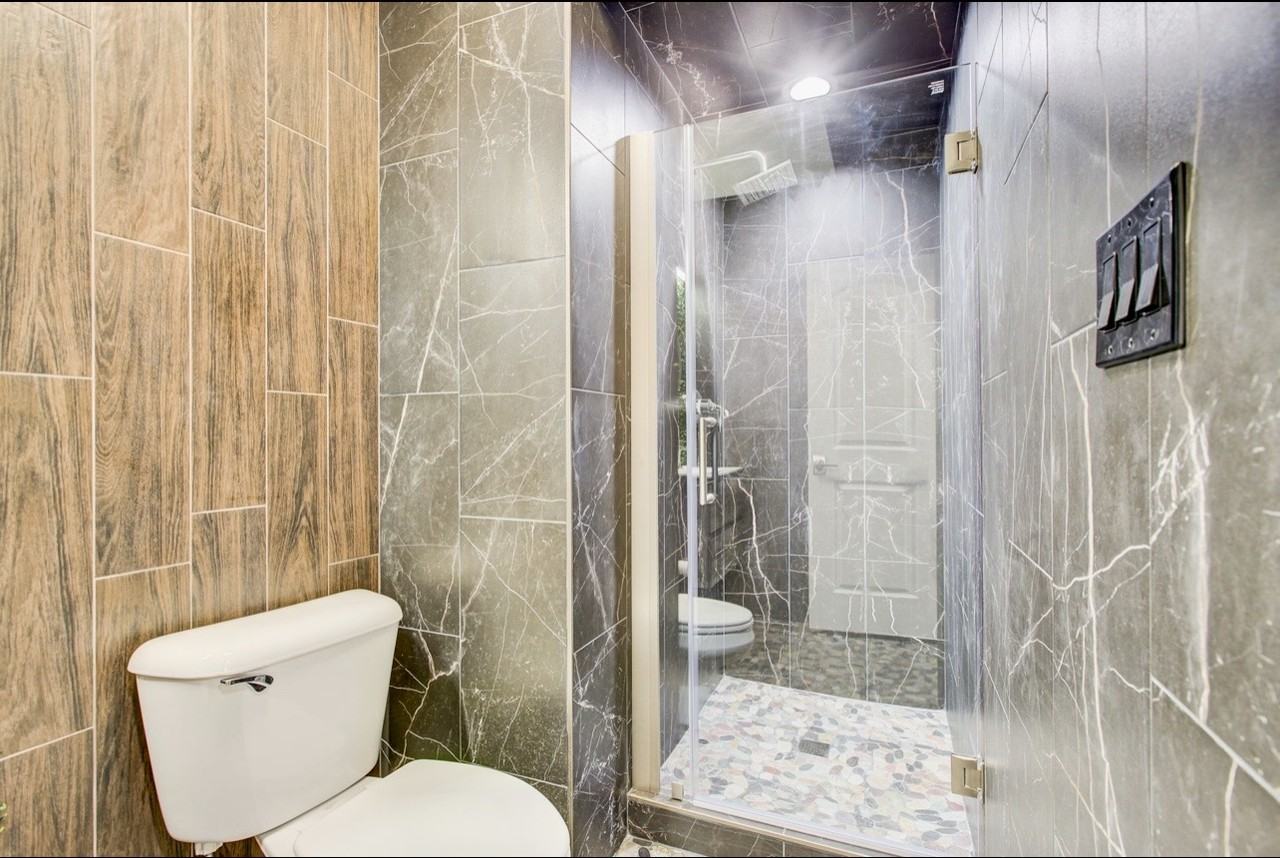 2057 W Fargo Ave #1 - Photo 6 of 20