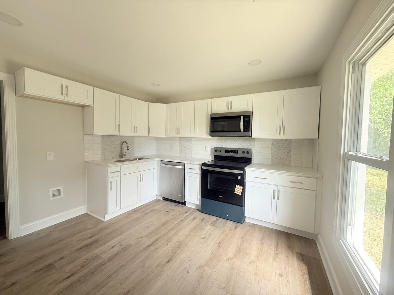 306 Osborne Pl #NA - Photo 6 of 13